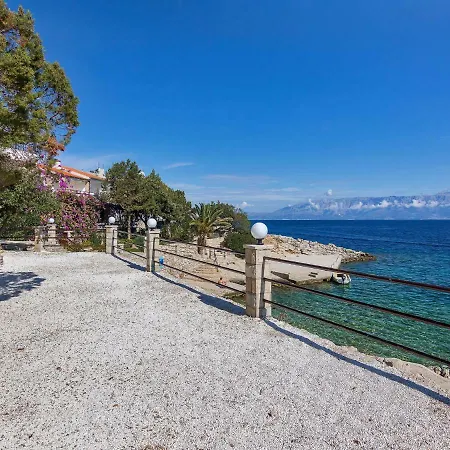 Rubin-1 By Interhome Selca kod Bogomolja