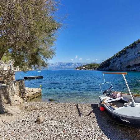 Rubin-1 By Interhome * Selca kod Bogomolja