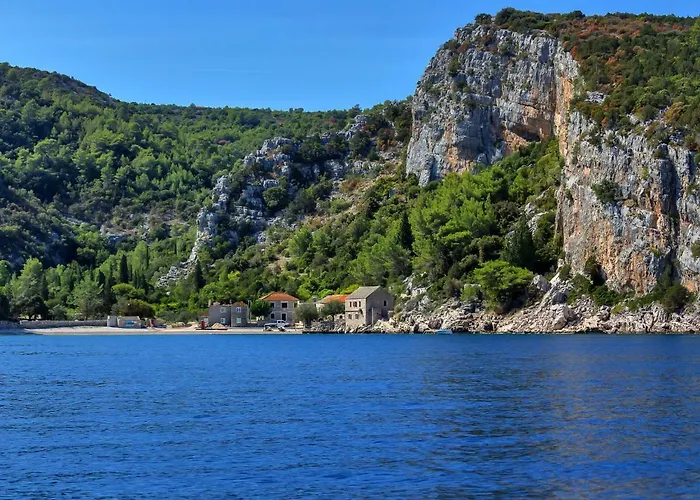 Rubin-1 By Interhome * Selca kod Bogomolja